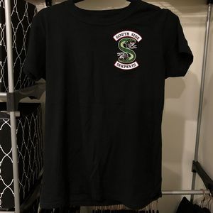 Hot Topic’s Riverdale Southside Serpents T-Shirt